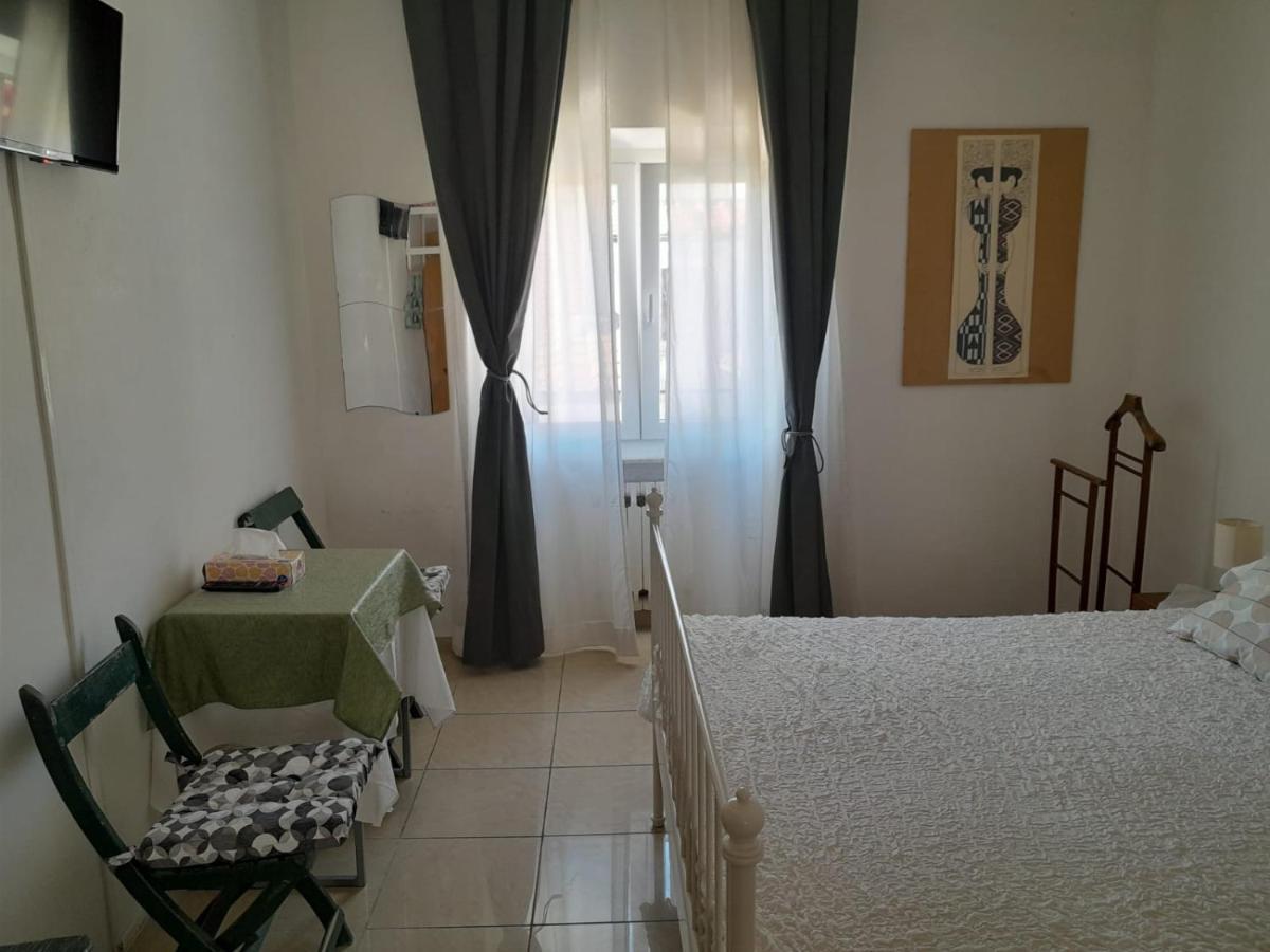 Casa Di Federica Camera Con Bagno Privato Esterno Ливорно Екстериор снимка